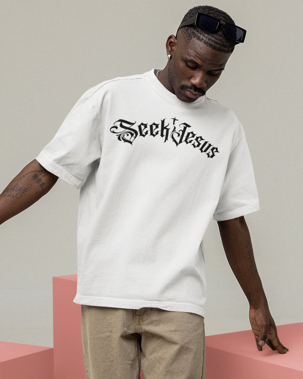 Seek Jesus Oversized Tee – Bold Faith Streetwear